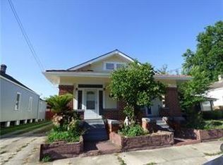5109 Burgundy St, New Orleans, LA 70117