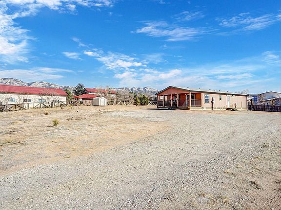 4th image of 12100 Paseo Del Norte NE
