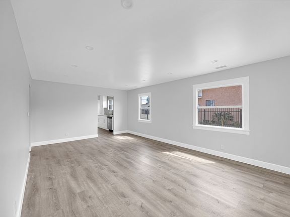 2nd image of 6326 Vinevale Ave