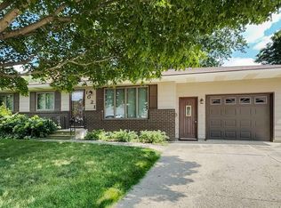 1021 2nd St NW, Hampton, IA 50441