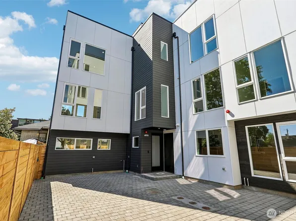 4425 Fremont Avenue N #A, Seattle, WA 98103