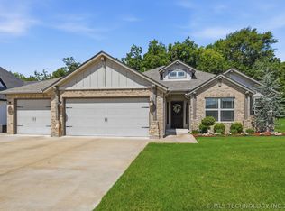 13828 S 21st St E, Bixby, OK 74008
