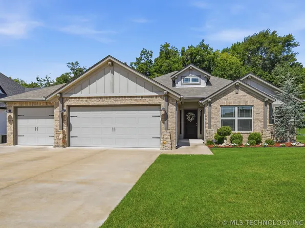 13828 S 21st St E, Bixby, OK 74008