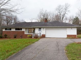 12480 Valley View Dr, Chesterland, OH 44026