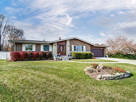 2nd image of 3070 Bantam Way