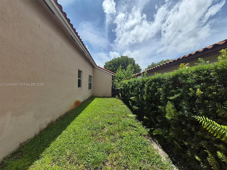 5033 SW 134th Ave — Photo 19