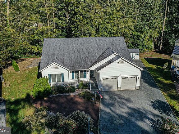 2nd image of 107 Bramblewood Dr