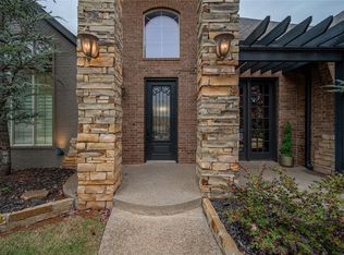 413 Gladstone Cir, Yukon, OK 73099