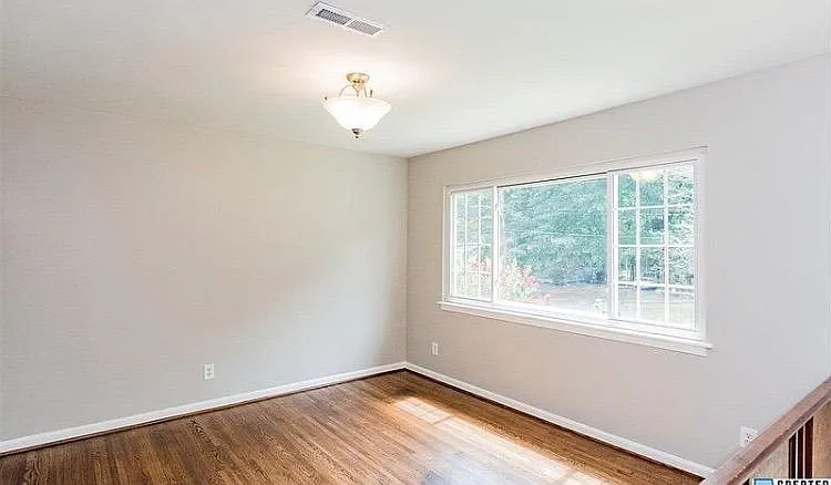 5104 Northumberland Rd — Photo 6