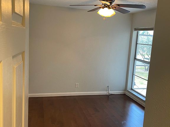 5th image of 3020 NE 16th Ave #E208