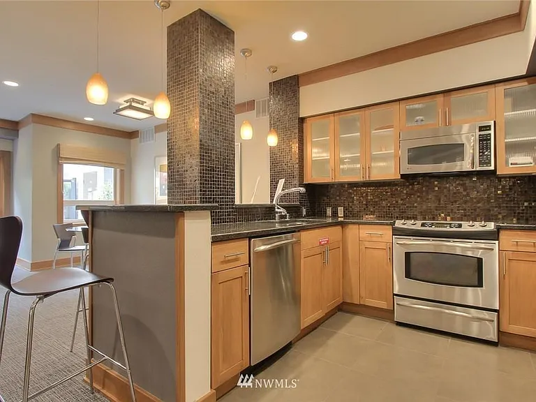 5450 Leary Ave NW #TOP FLOOR 6 — Photo 24