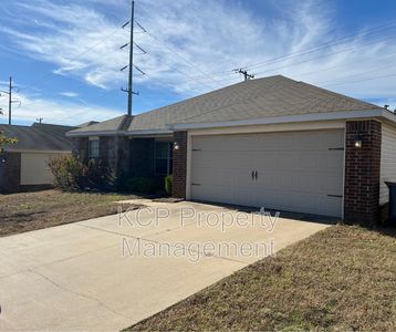 221 Regency Dr, Barling, AR, 72923