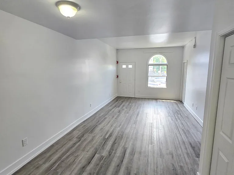 65 Industrial Ln #2 — Photo 1