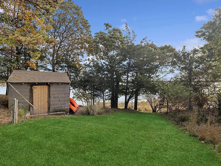 64 Three Mile Harbor Dr — Photo 34