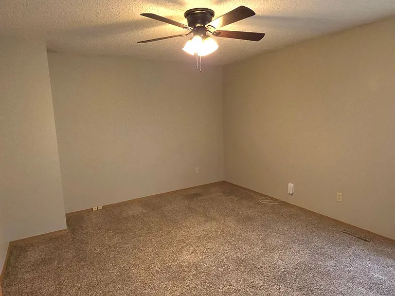 3757 W Sylvania St — Photo 4