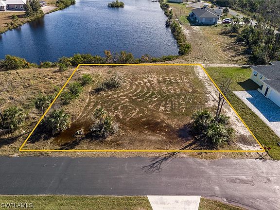 3rd image of 3531 Heron Landing Cir