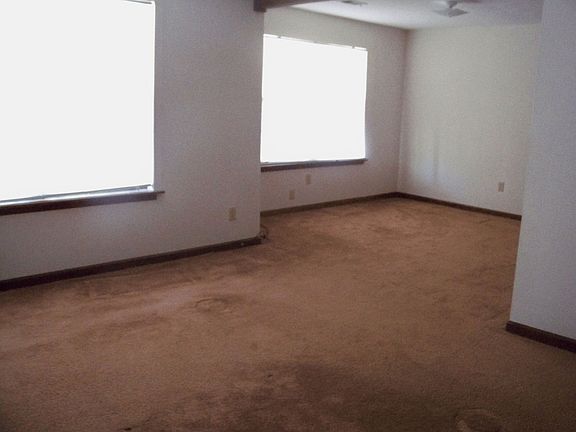 Master Bedroom- main level