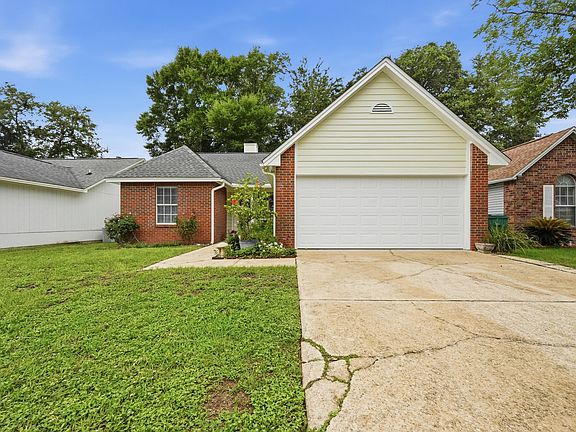 3rd image of 181 Wright Cir
