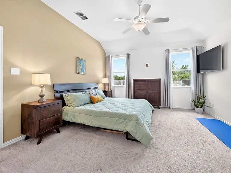 2109 Hibiscus Ln — Photo 13