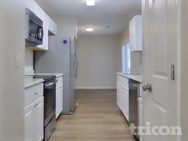14 Iron Spot Cir — Photo 6