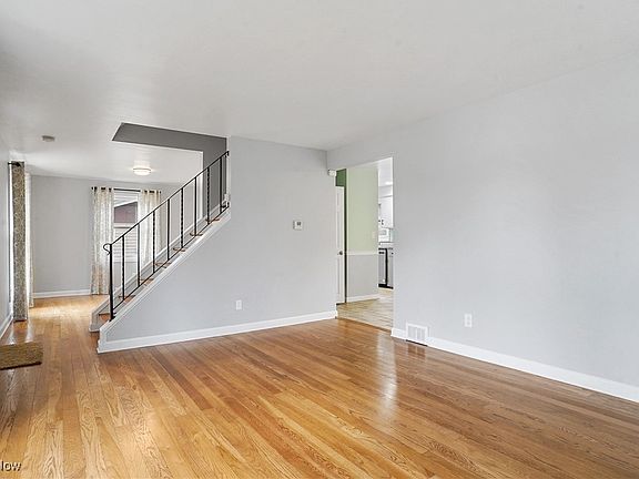 5th image of 2303 Hoch Dr