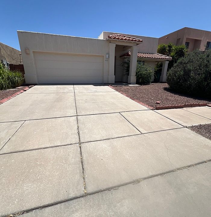 1st image of 3233 W Orbison St