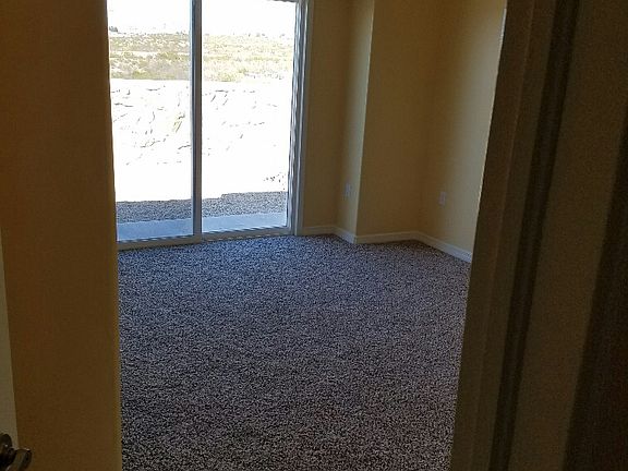 5th image of 2225 Dakota Dr Unit A