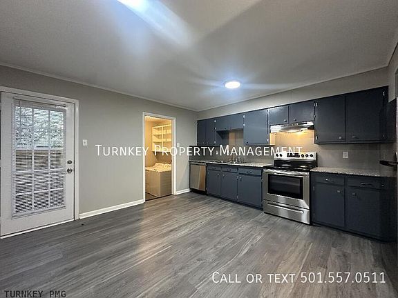 5th image of 1821 Sanford Dr APT 2