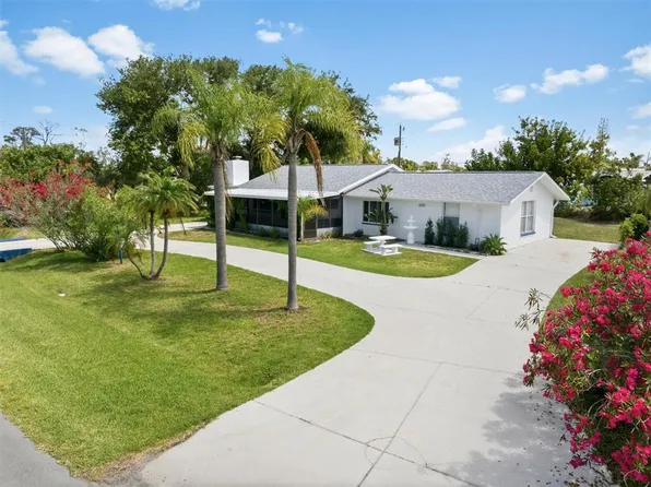 4705 Lemon Bay Dr, Venice, FL 34293