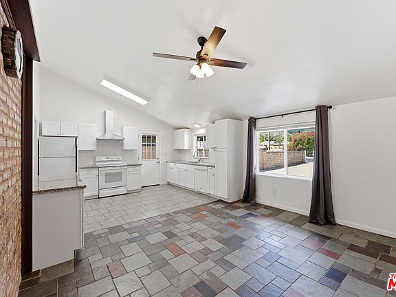 3rd image of 25056 Wiley Canyon Rd