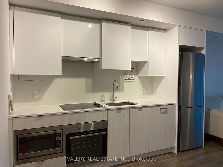 195 Redpath Ave #2205 — Photo 24