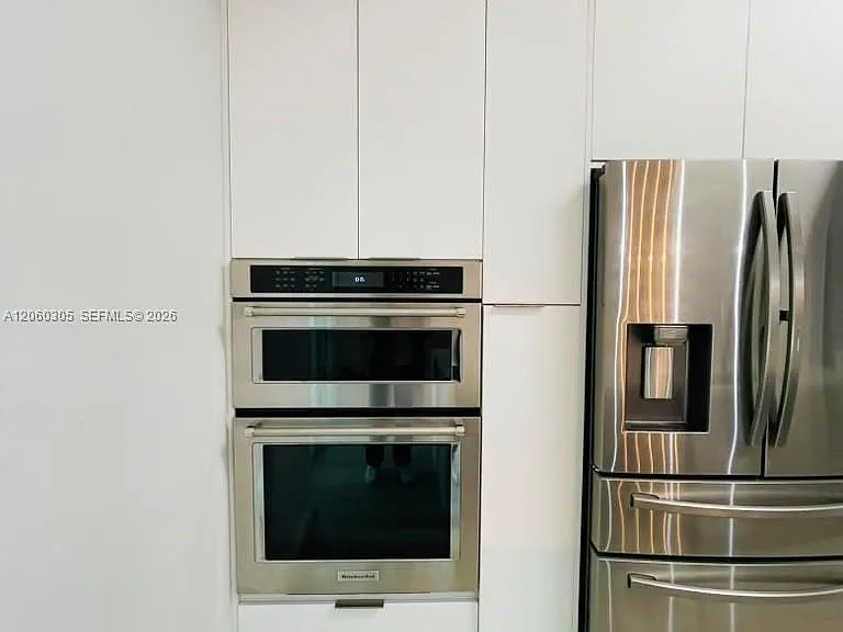 790 SW 107th Ave #301 — Photo 6