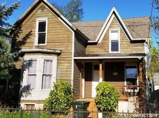 425 17th St NE, Salem, OR 97301