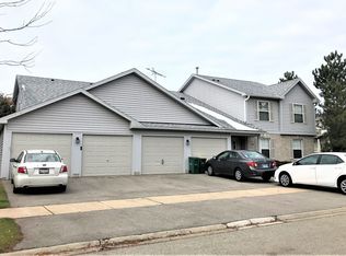 1202 N Red Oak Cir UNIT 4, Round Lake Beach, IL 60073