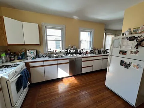 Prichard Ave — Photo 26
