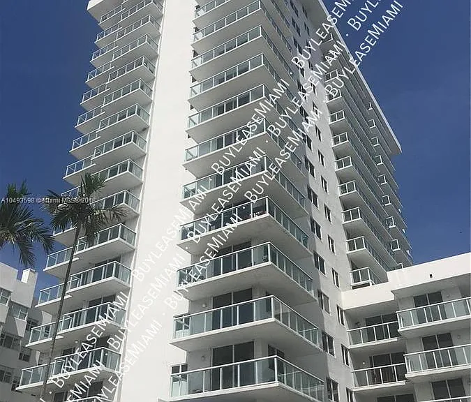 2457 Collins Ave — Photo 1