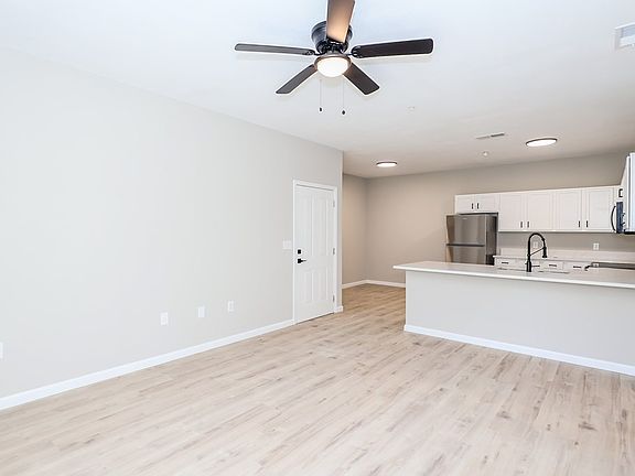 3rd image of 1021 Molly Barr Rd Unit 45