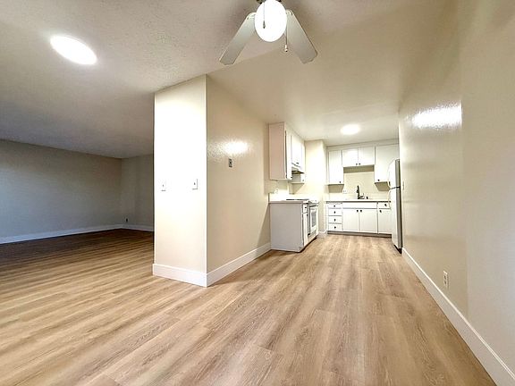 5th image of 499 S Kiely Blvd #2