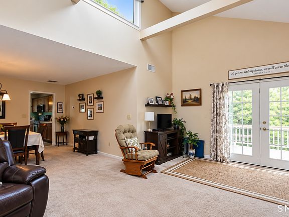 5th image of 508 Village Drive #508