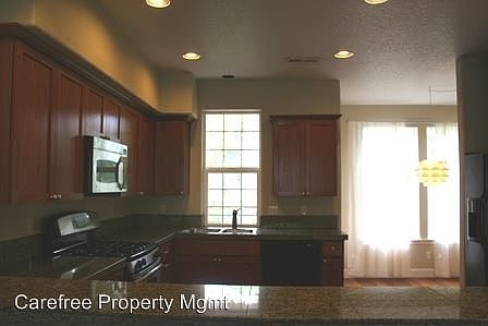 4th image of 5667 NE Orenco Gardens Dr