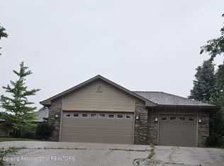 248 Birch Ln, Dimondale, MI 48821