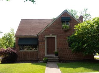 6707 Greenleaf Ave, Parma Heights, OH 44130
