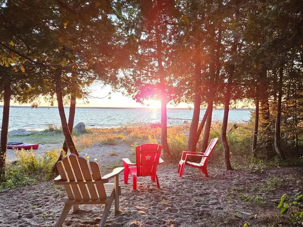 2491 State Highway 134, Hessel, MI 49745
