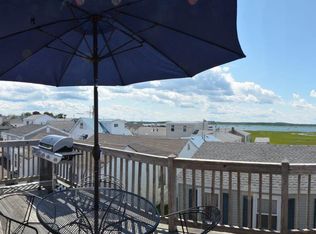 12 Johnson Ave #R, Hampton, NH 03842