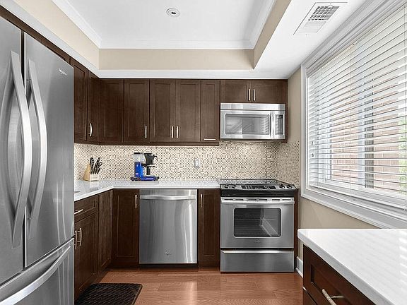 3rd image of 3310 S 28th St APT 404