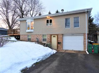 624 Wilkins St W, Stillwater, MN 55082