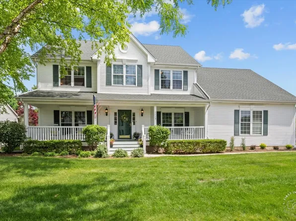 1113 Ward Rd, Batavia, IL 60510