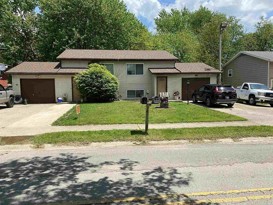 1st image of 751 S Park Square Dr
