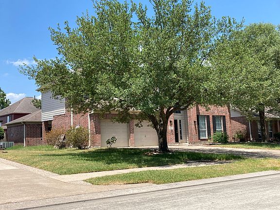3rd image of 4111 Blue Forest Dr