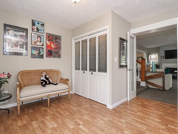 2nd image of 12925 Clifton Blvd